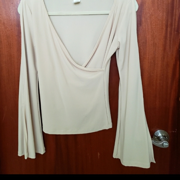 Cream/ beige cold shoulder blouse - Picture 16 of 16